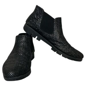 The FLEXX Black Textured Slip-On Ankle Boots | Size 5.5